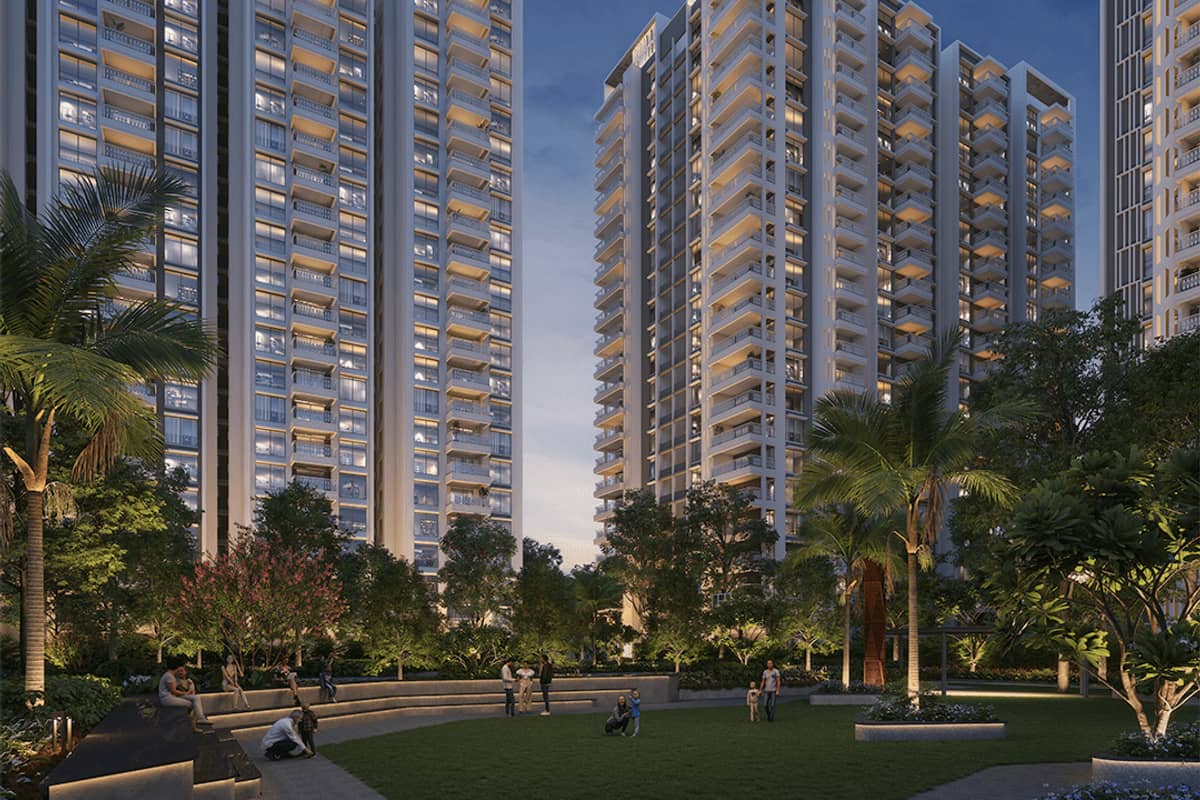 Ananda The Legacey: Courtyard and towers in the evening