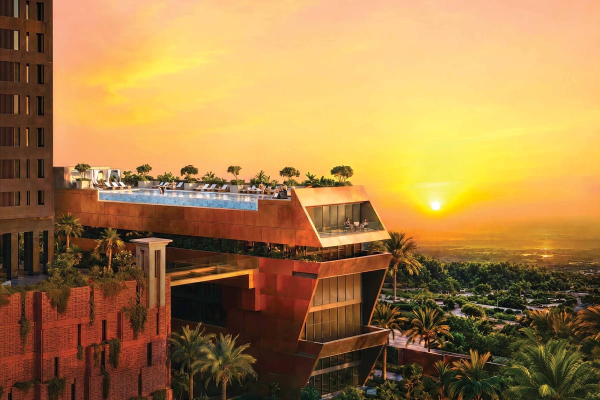 Brigade Barcelona: Clubhouse with rooftop pool
